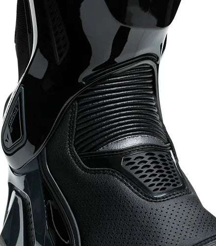 Torque 3 Out Air Boots